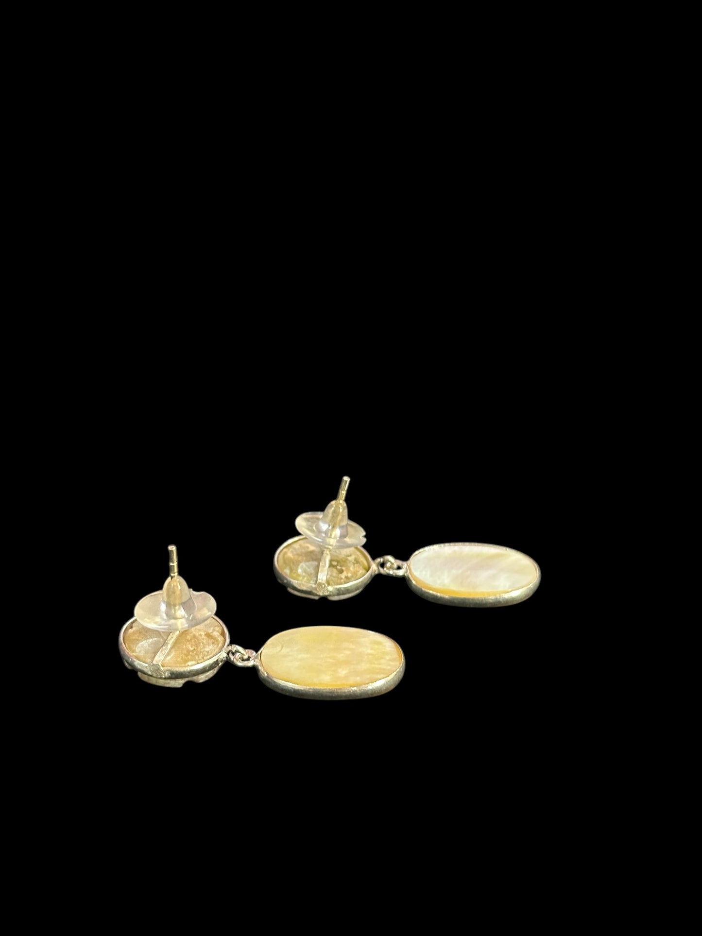 White Golden Shell Carved Flower Oval Earrings