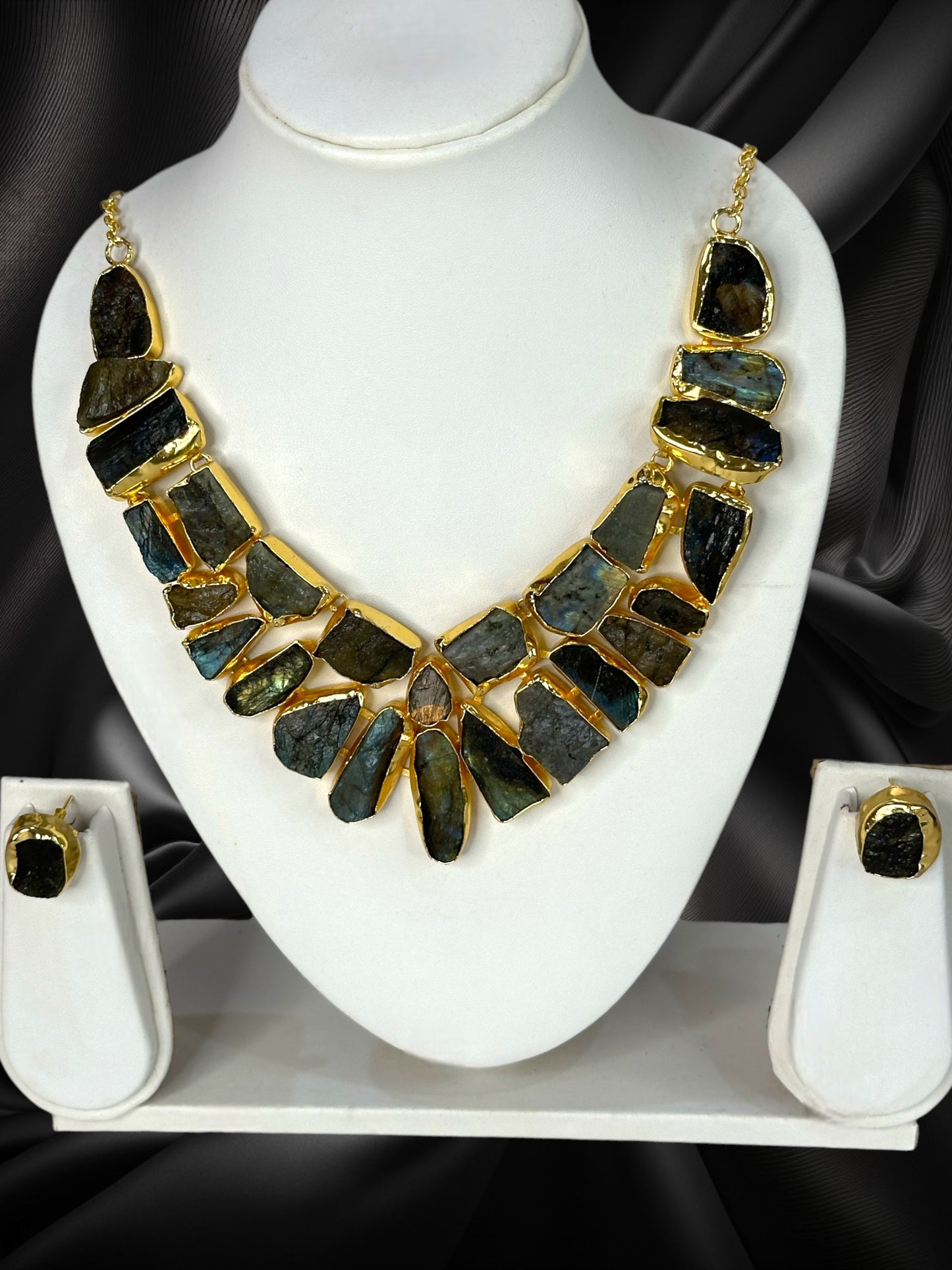 Black Labradorite Box Necklace Set