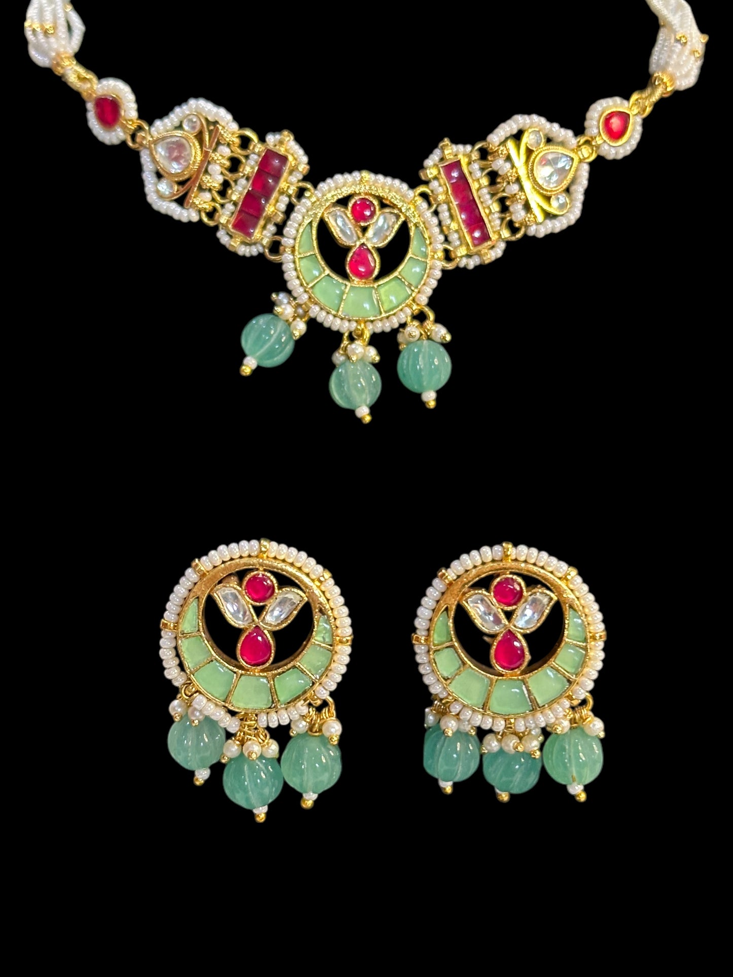Green Onyx Chaand Pachi Kundan Choker Set