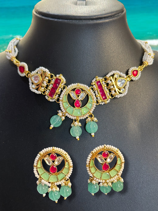 Green Onyx Chaand Pachi Kundan Choker Set