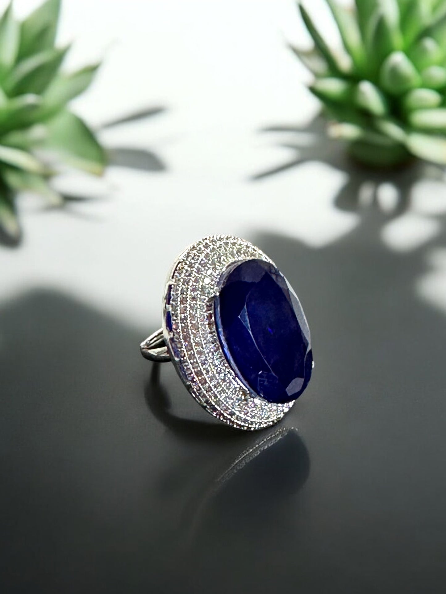 Crushed Doublet Oval Cocktail Ring Adjustable