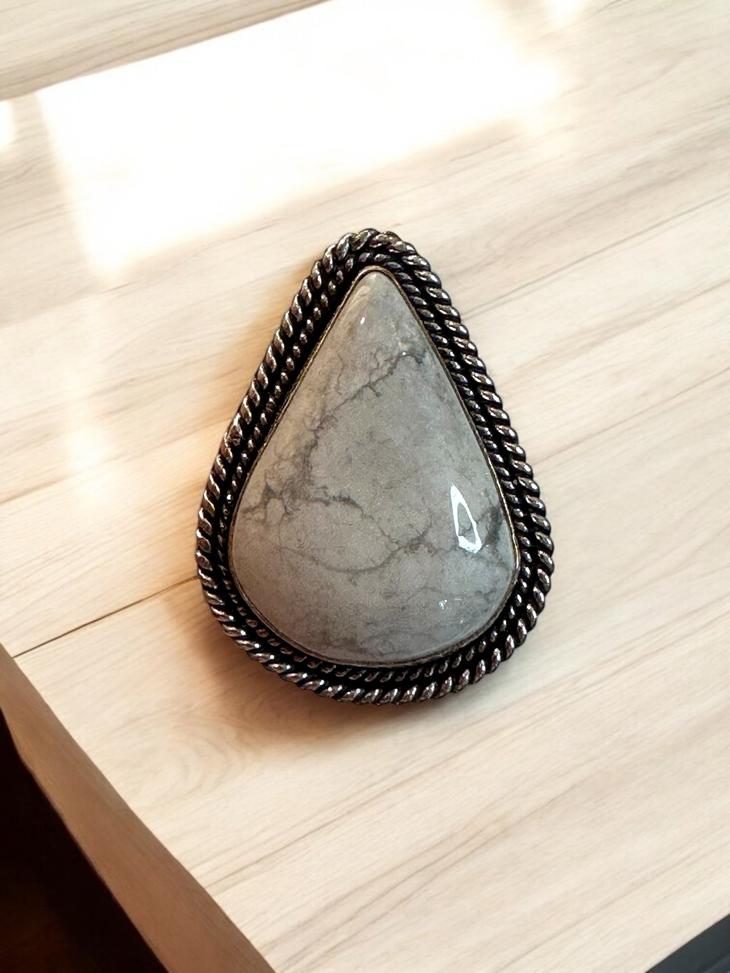White Howlite Stone Chunky Adjustable White Alloy Ring