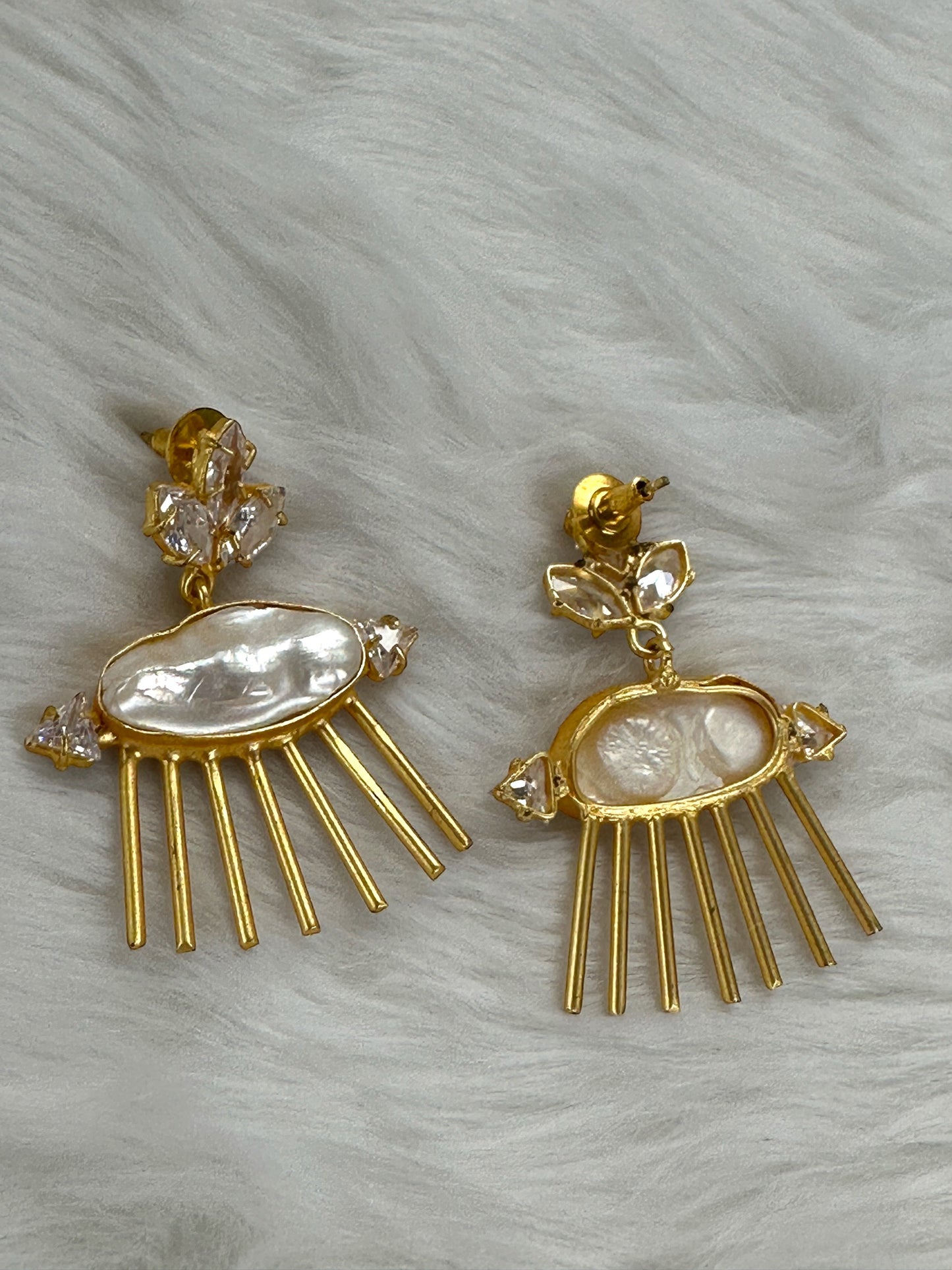 White Baroque Pearl Eye Earrings
