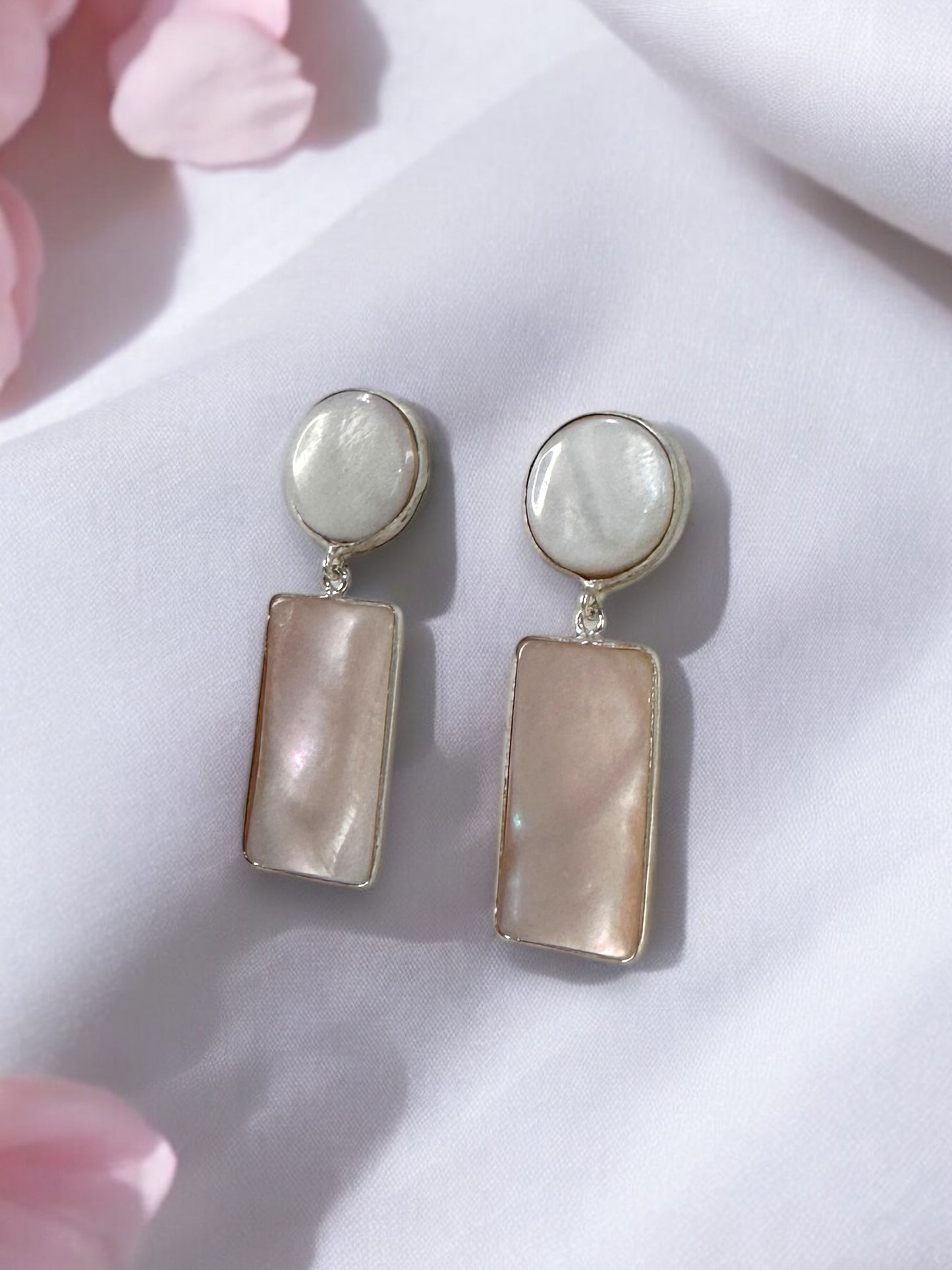 Peach Classic Shell Earrings