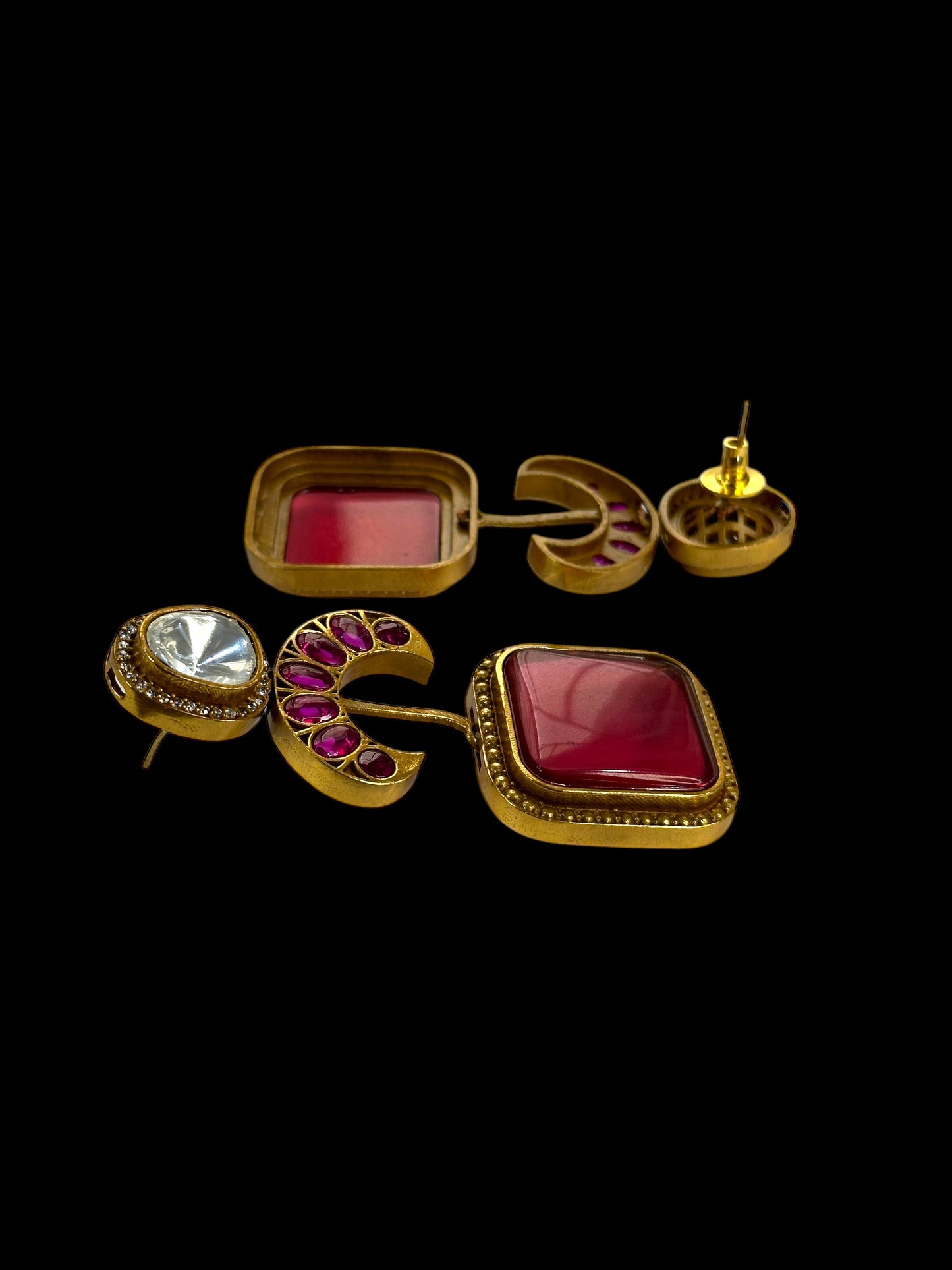 Red Contemporary Antique Gold Dangler Earrings