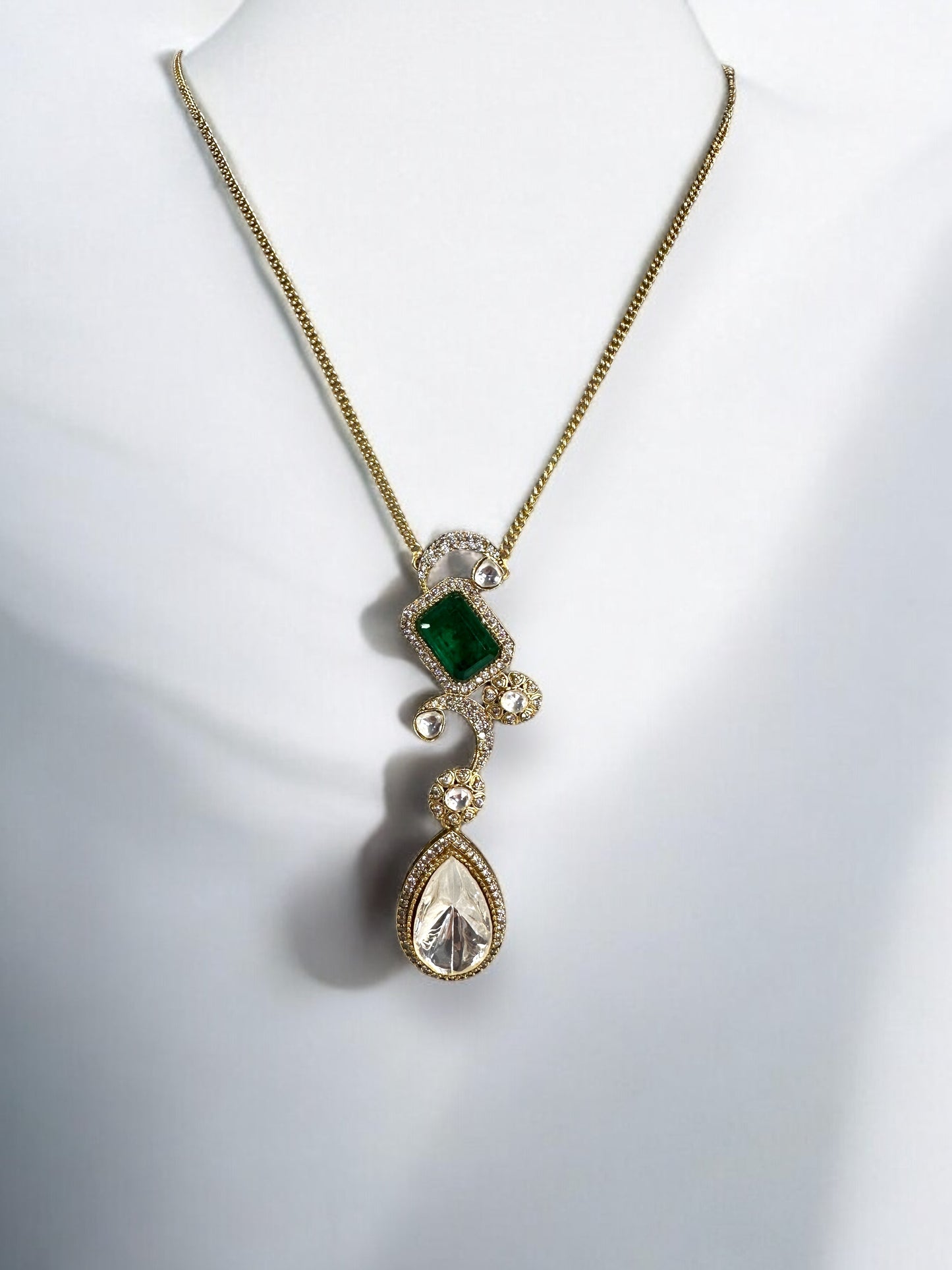 Green Teardrop Polki Pendant Set