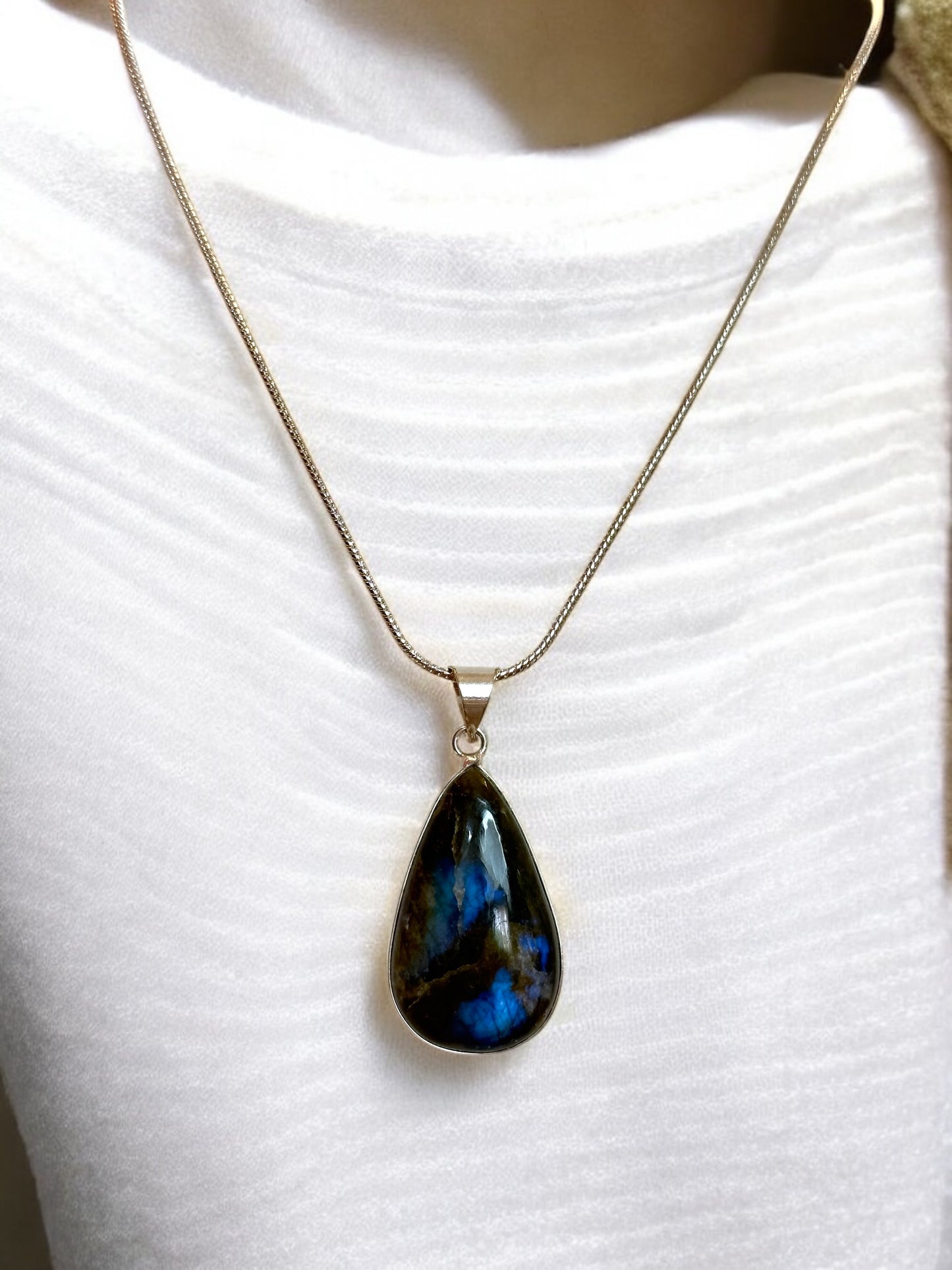 Mystic Aurora Labradorite Pendant in White Alloy (No Chain)