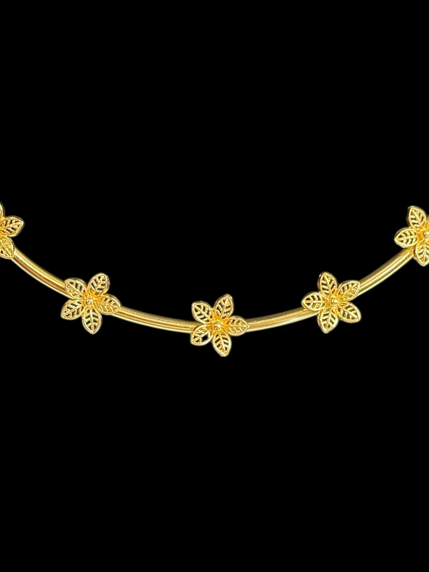 7 Flowers European Torque Necklace Hasli With Earrings