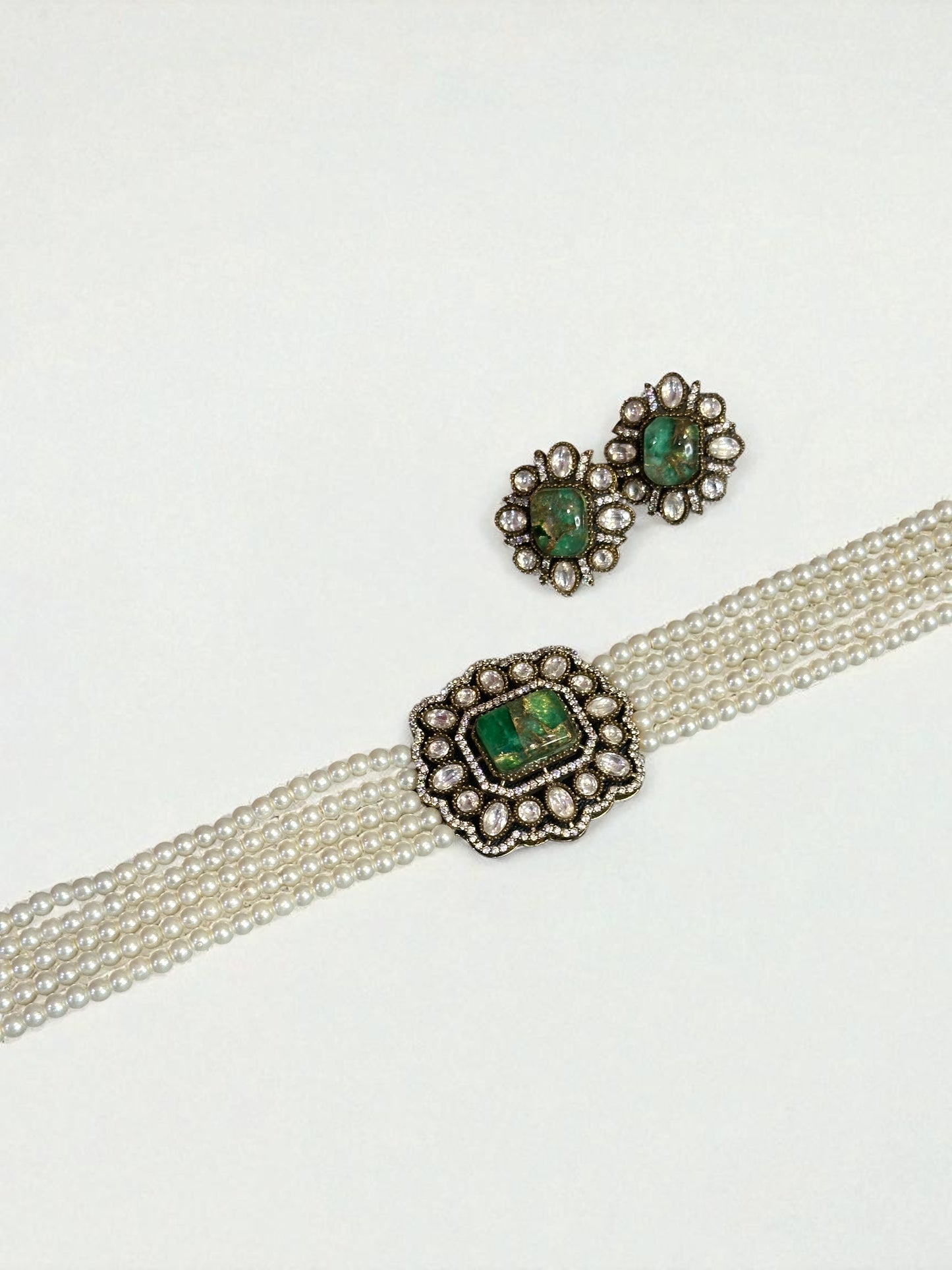 Marble Stone Ameesha Victorian Choker Set