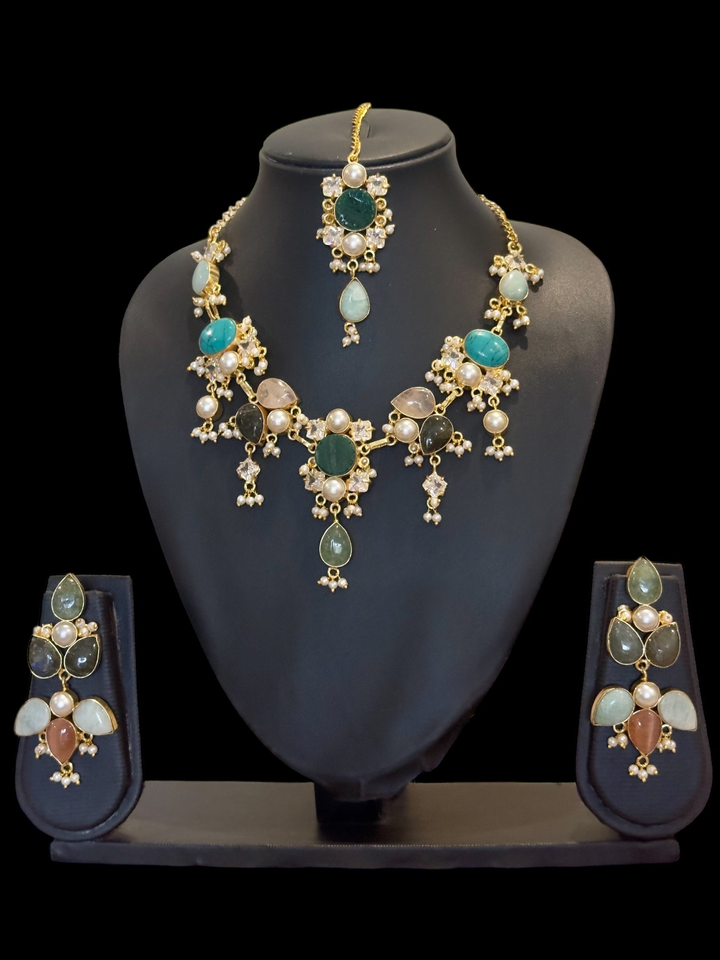 Maanvi Statement Necklace Set with Tikka