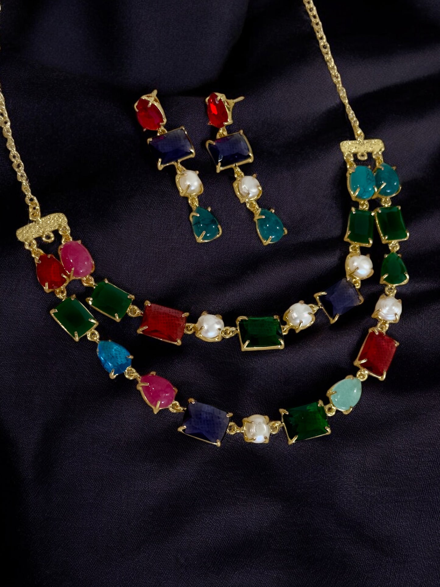 Aakriti Statement Stone Necklace Set