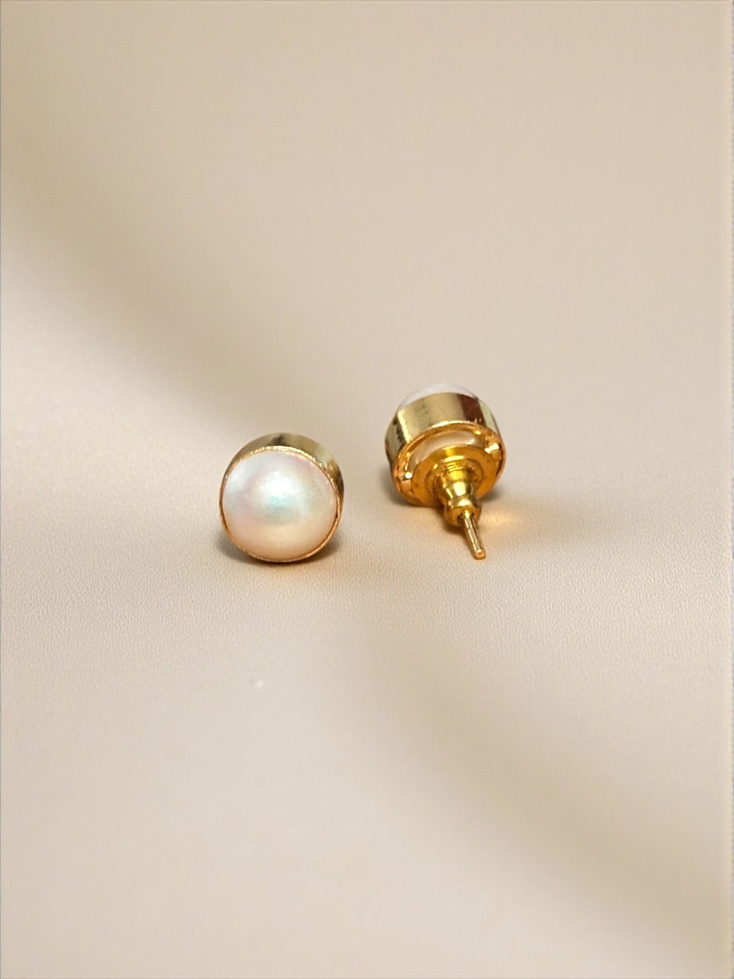 Classic Bazel Pearl Studs