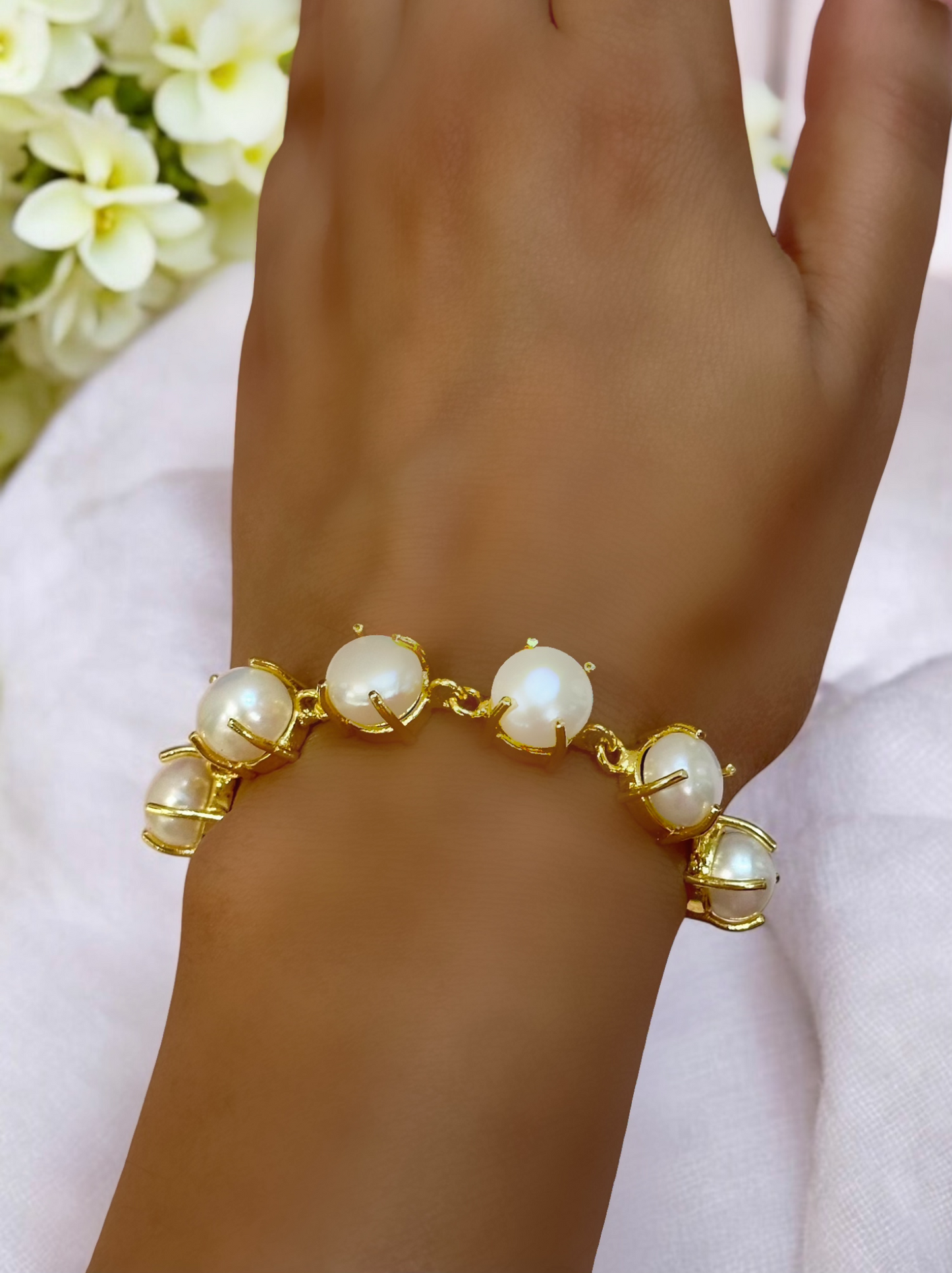 Seven Pearls Eternal Bracelet