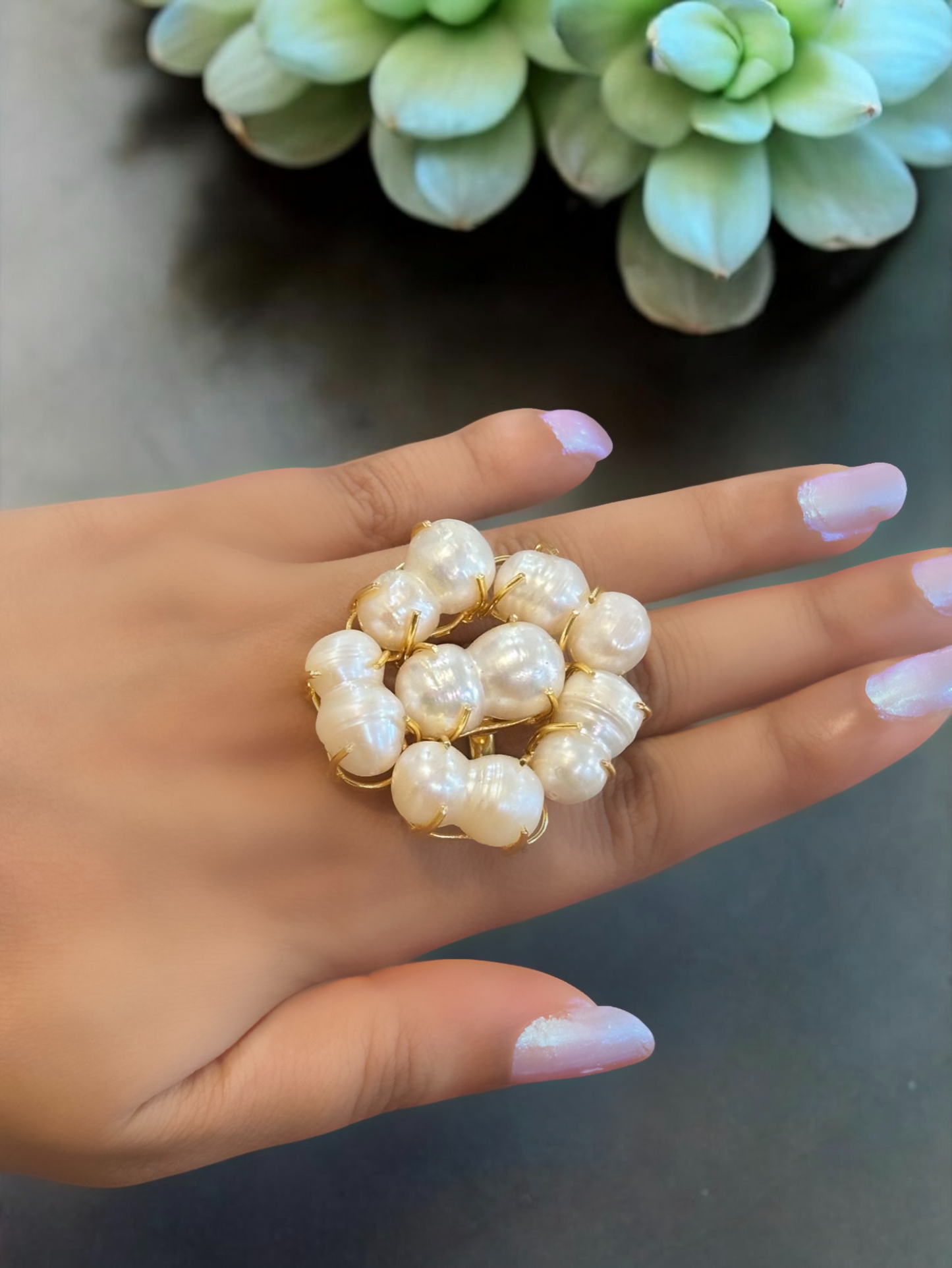 Sia Big Baroque Pearl Ring (Adjustable)