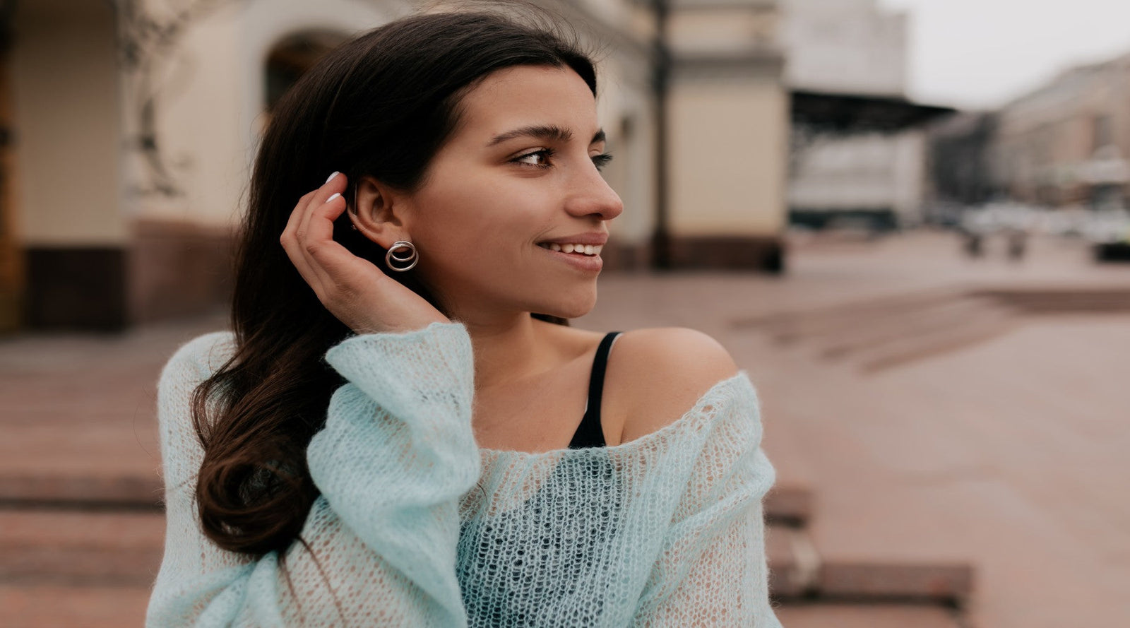 How to Wear Heavy Earrings Without Pain (Expert Tips from Druzy Dust)