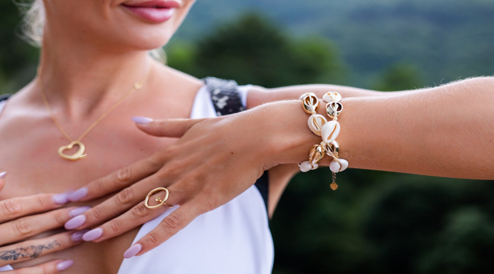 How to Measure Bracelet Size: The Complete Guide to Finding Your Perfect Fit