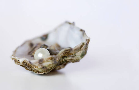 Raw Stone vs Polished Stone Jewellery