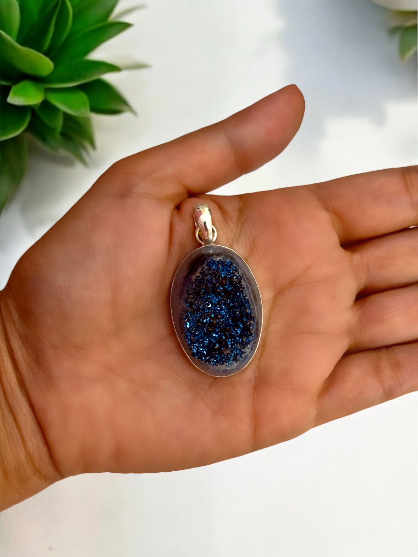 Party Pop Druzy Agate Stone Pendant in White Alloy (With Chain)