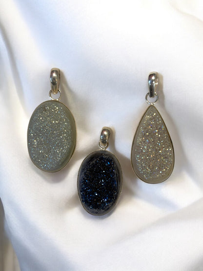 Party Pop Druzy Agate Stone Pendant in White Alloy (With Chain)