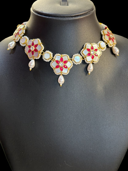 White Mother-of-Pearl Pachi Kundan Choker Set