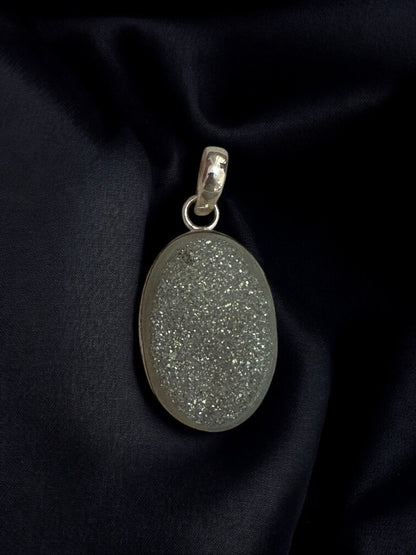 Party Pop Druzy Agate Stone Pendant in White Alloy (With Chain)