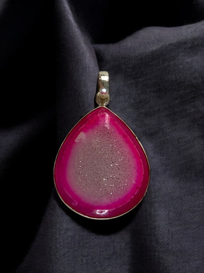 Colour Crave Druzy Agate Stone Pendant in White Alloy (With Chain)