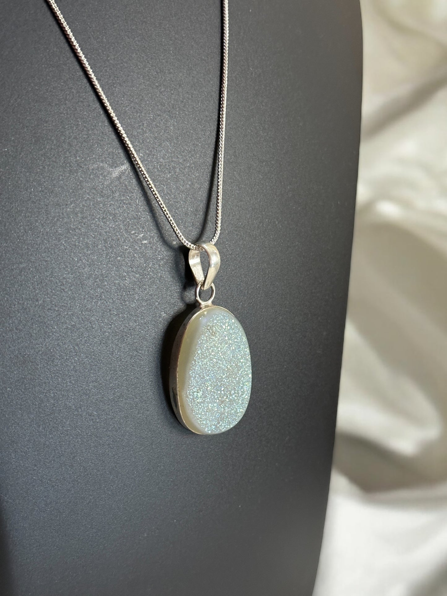 Party Pop Druzy Agate Stone Pendant in White Alloy (With Chain)