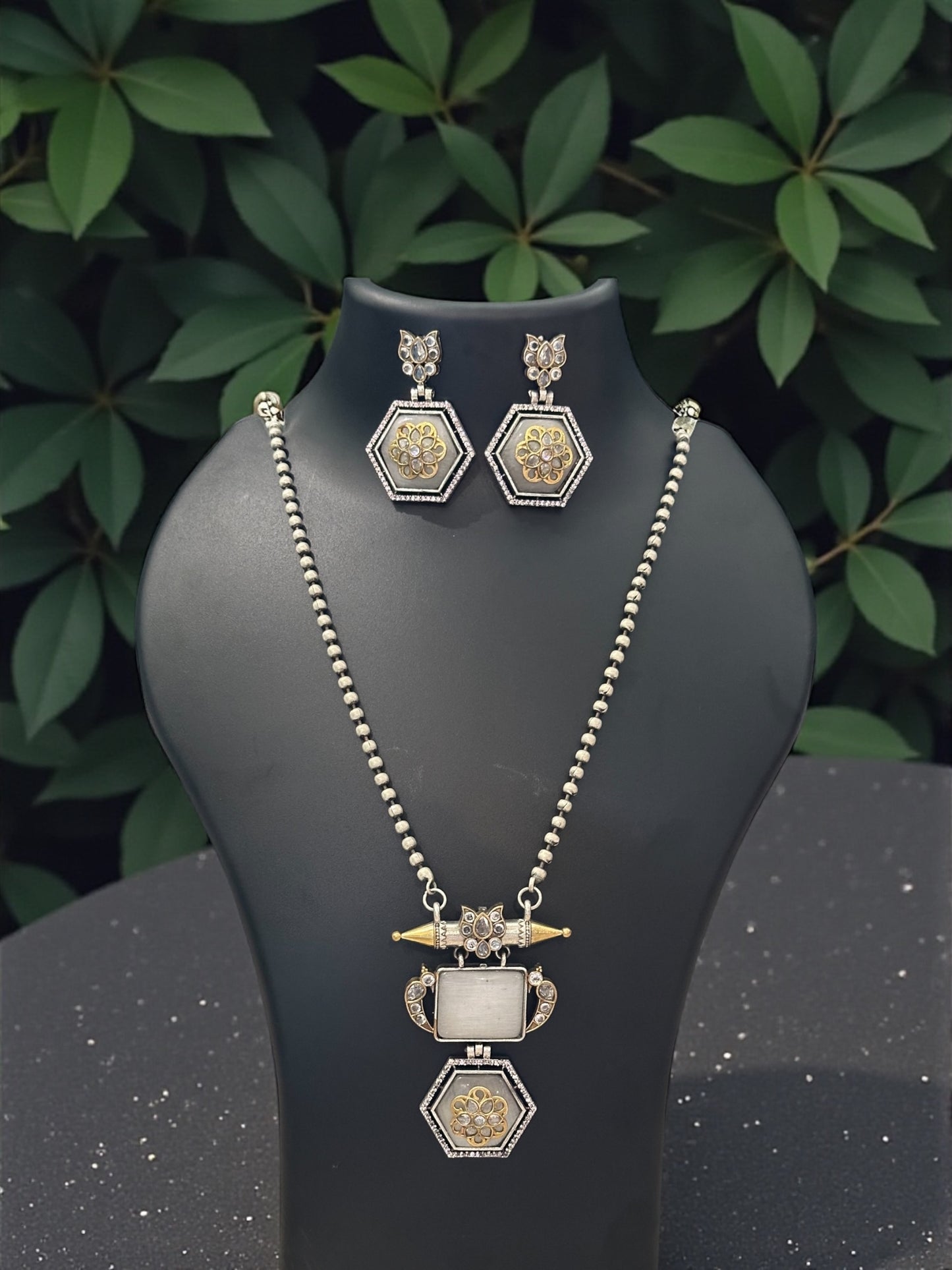 Dual Tone Anushka Long Necklace Set