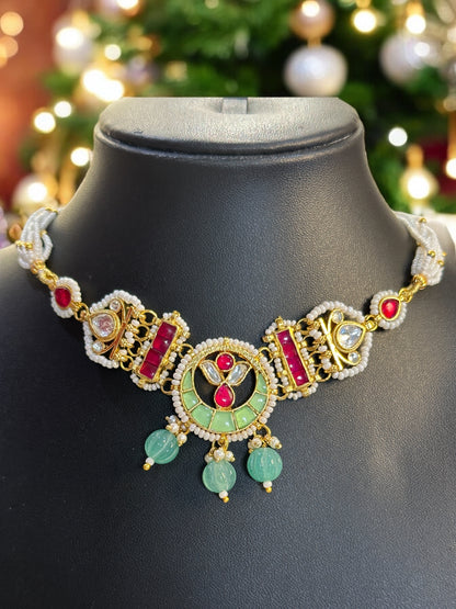 Green Onyx Chaand Pachi Kundan Choker Set
