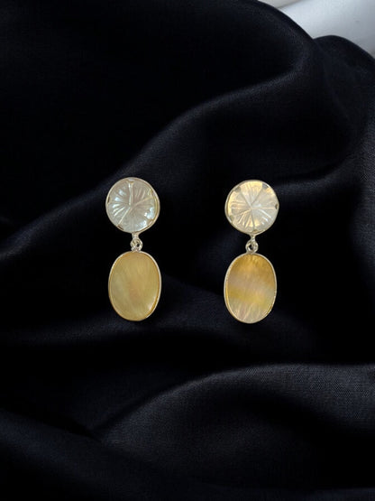 White Golden Shell Carved Flower Oval Earrings