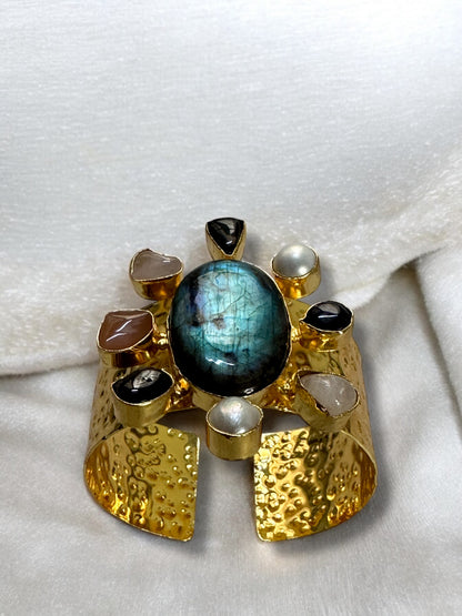 Black Labradorite Eternity Cuff