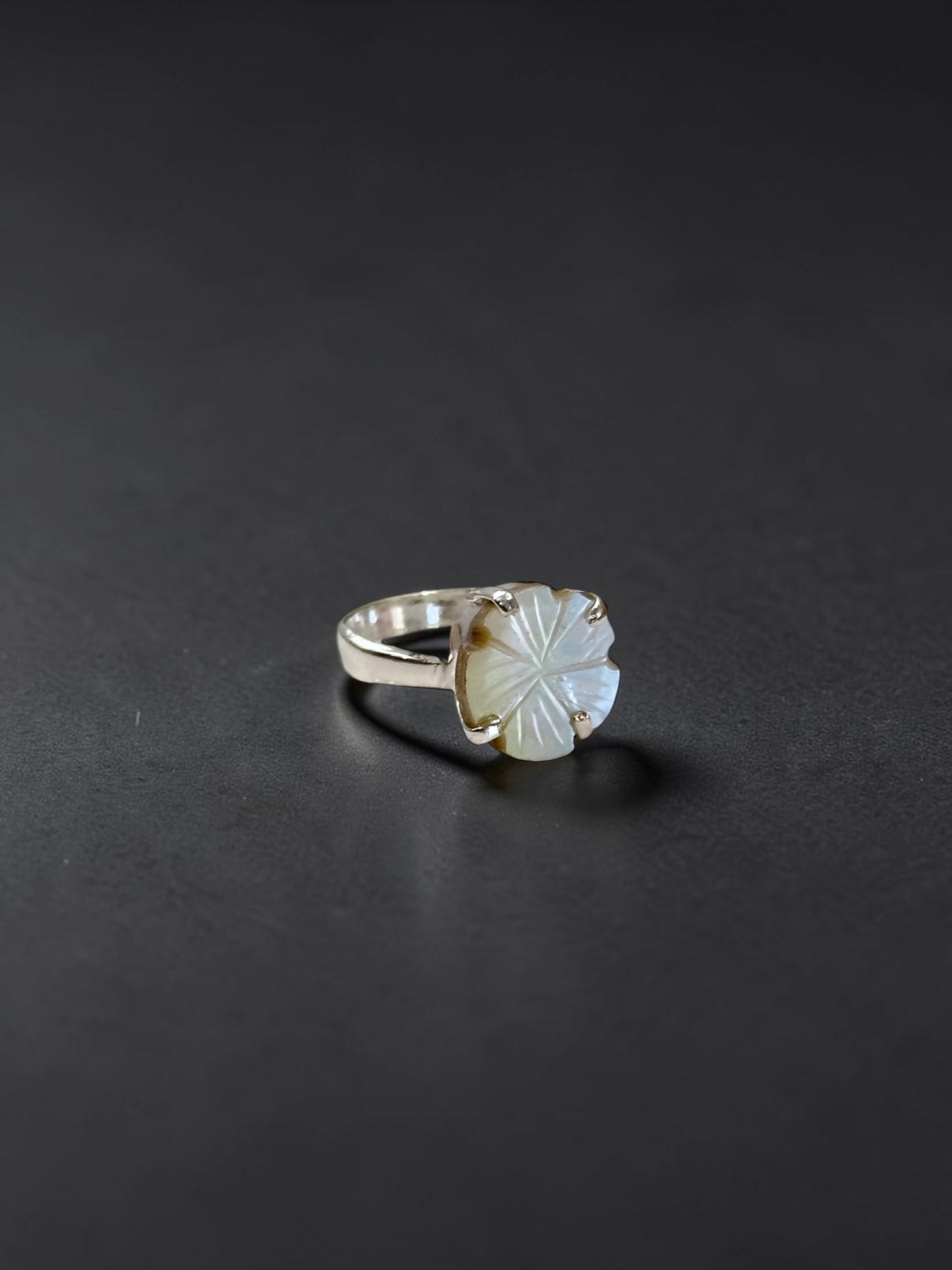 Mother Of Pearl Carved Mini Chandrika Ring