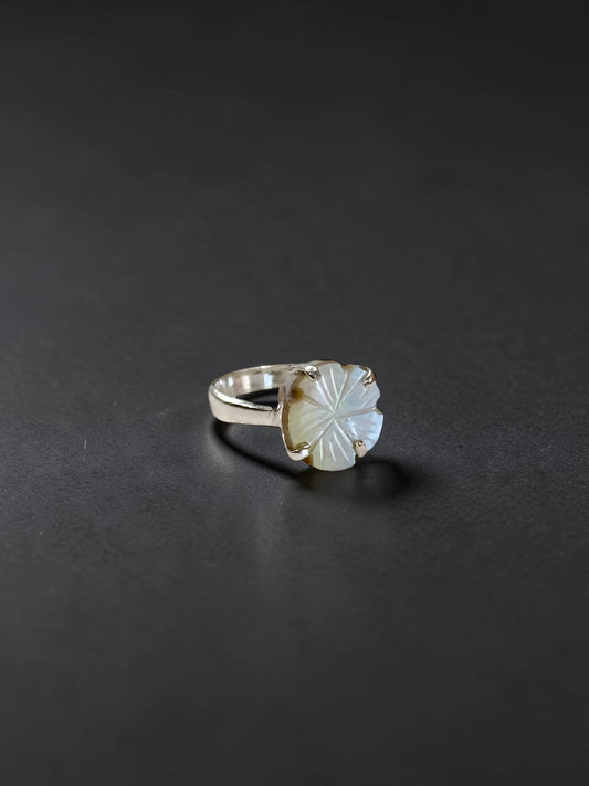Mother Of Pearl Carved Mini Chandrika Ring