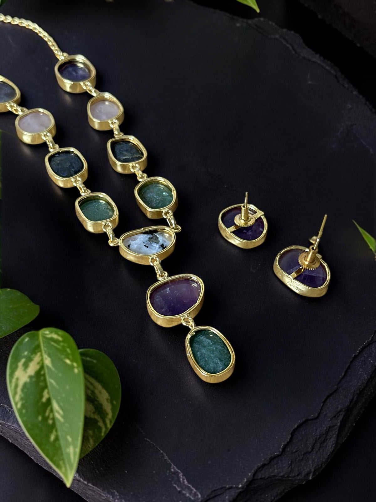 Multistone Eve Necklaces Set