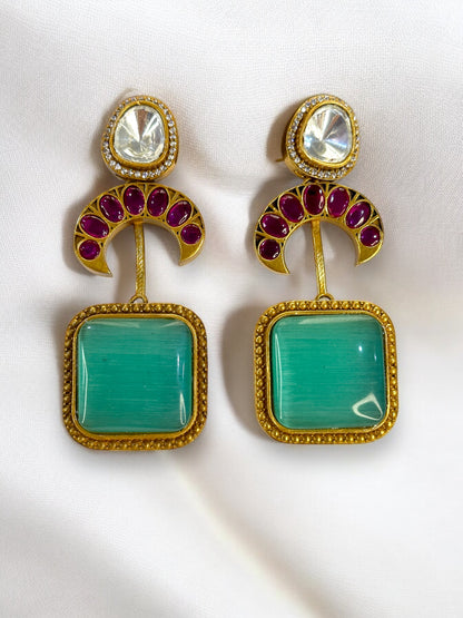 Green Contemporary Antique Gold Dangler Earrings