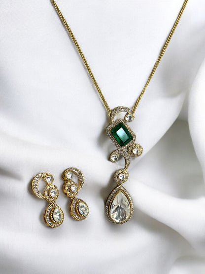 Green Teardrop Polki Pendant Set