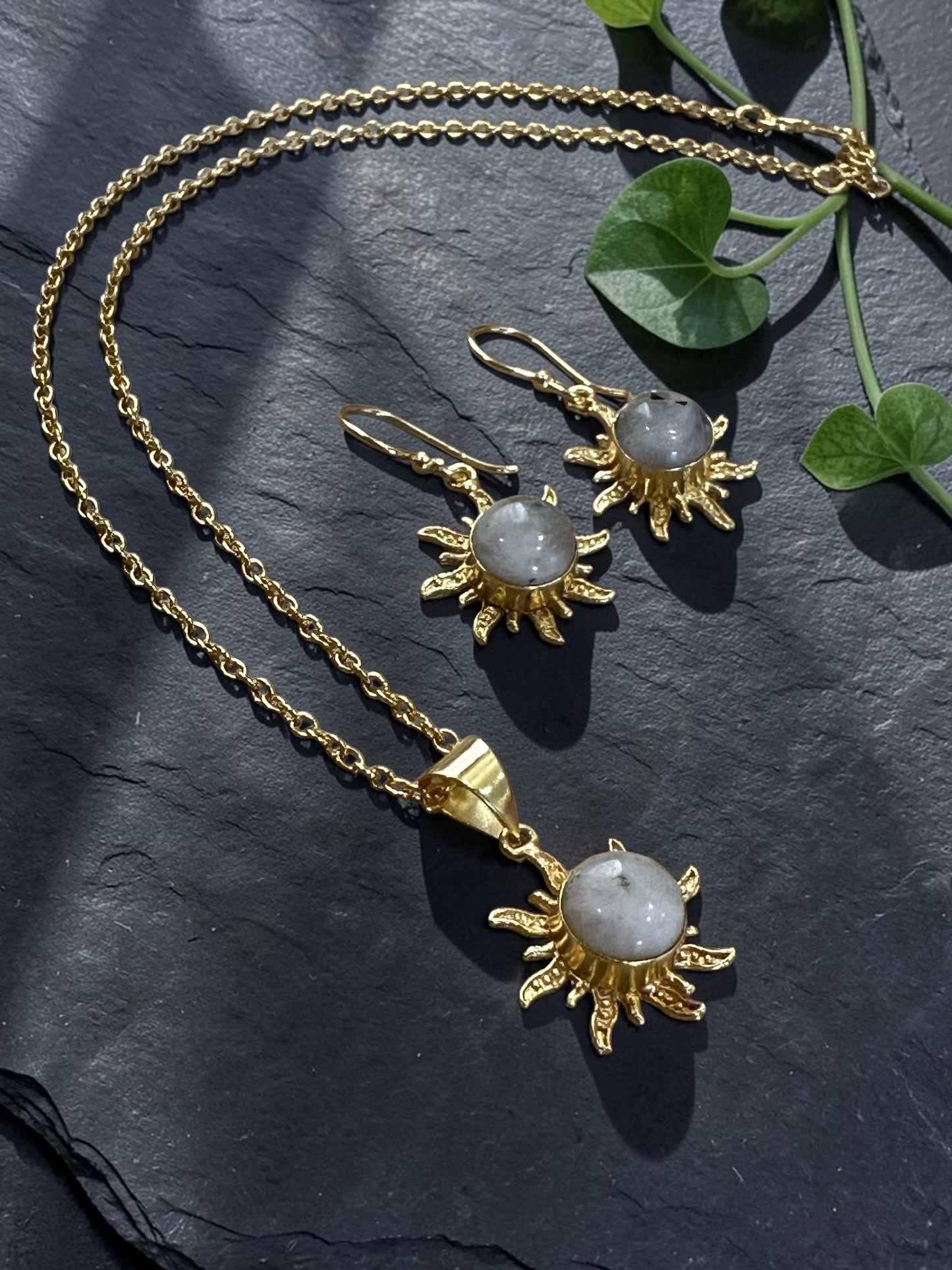 3PCS Moonstone Surya Pendant Set