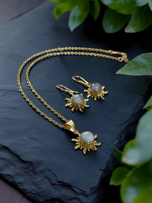 3PCS Moonstone Surya Pendant Set