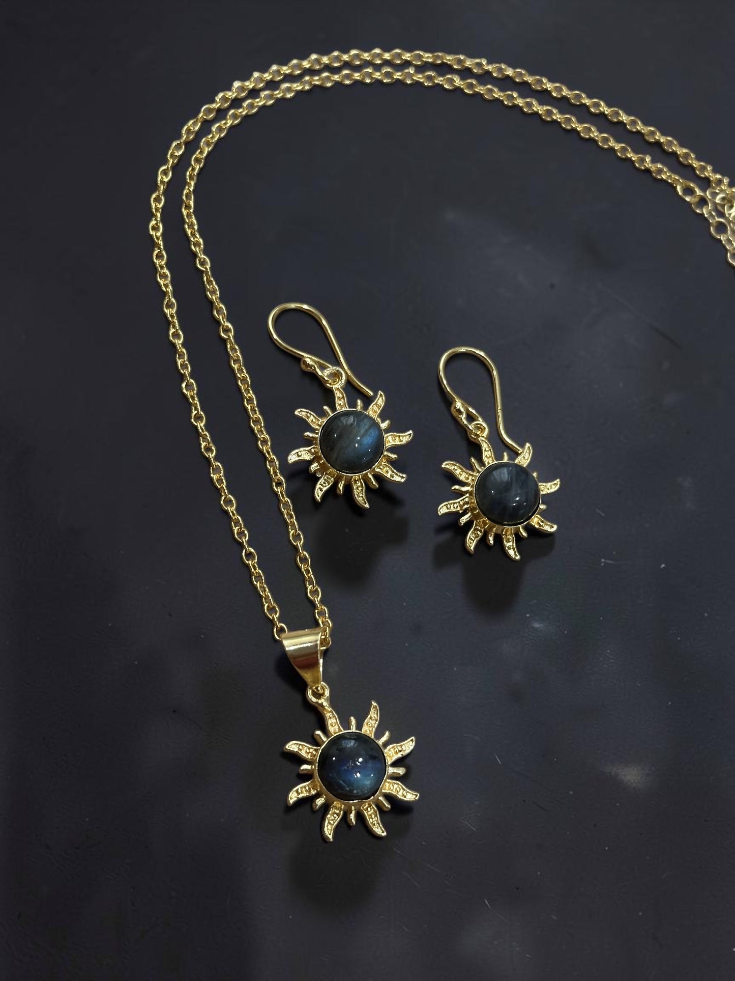 3PCS Labradorite Surya Pendant Set