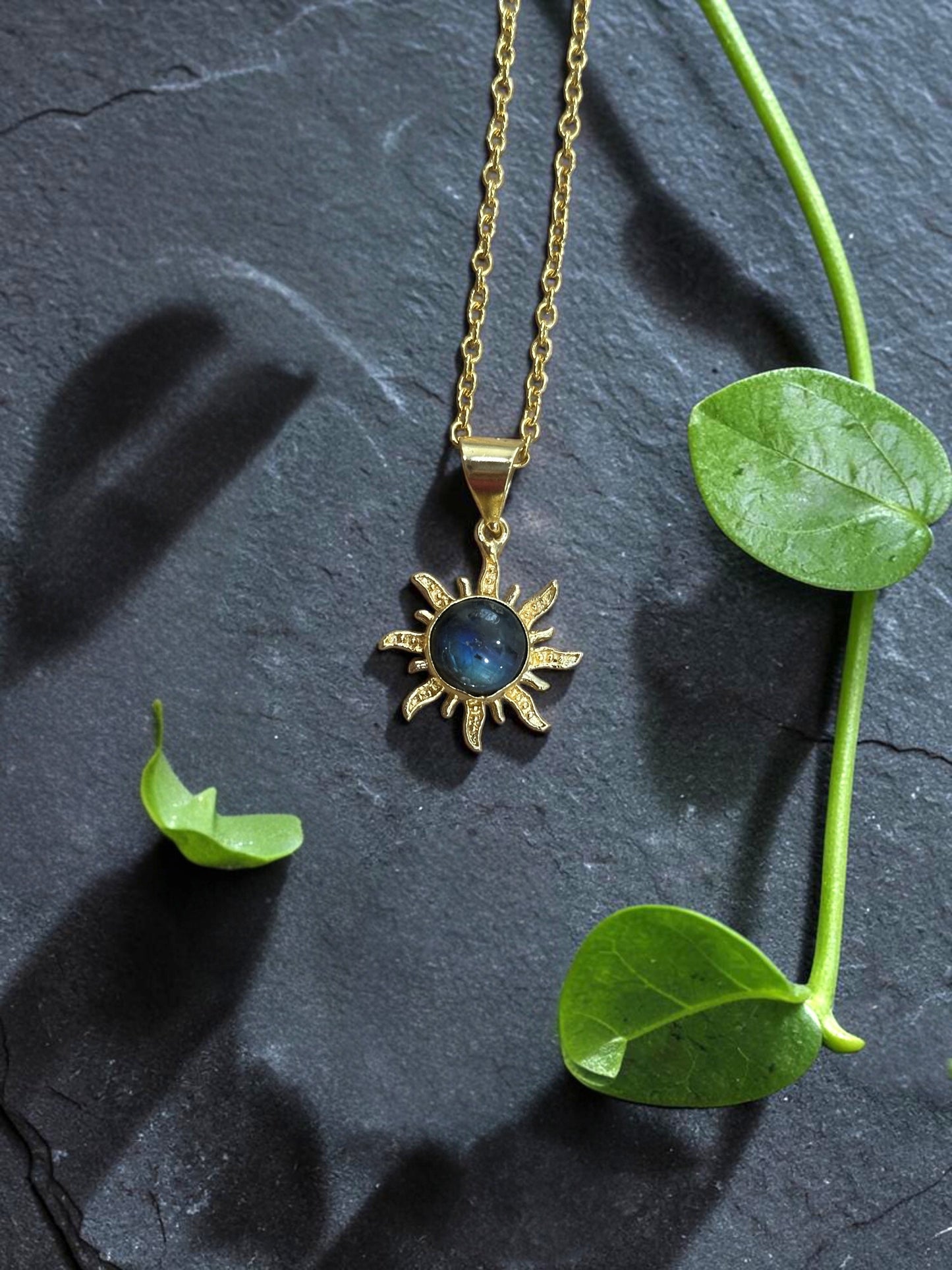 3PCS Labradorite Surya Pendant Set