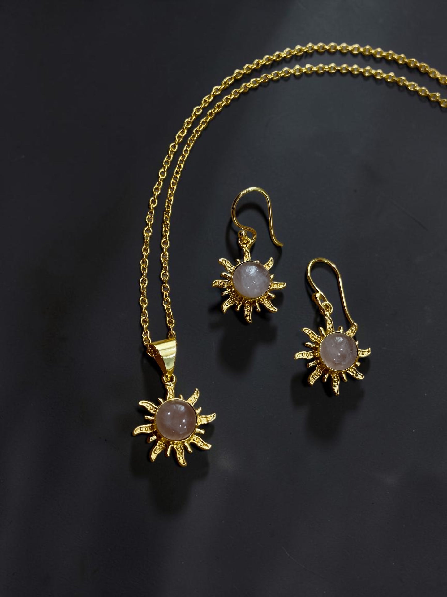 3PCS Rose Quartz Surya Pendant Set