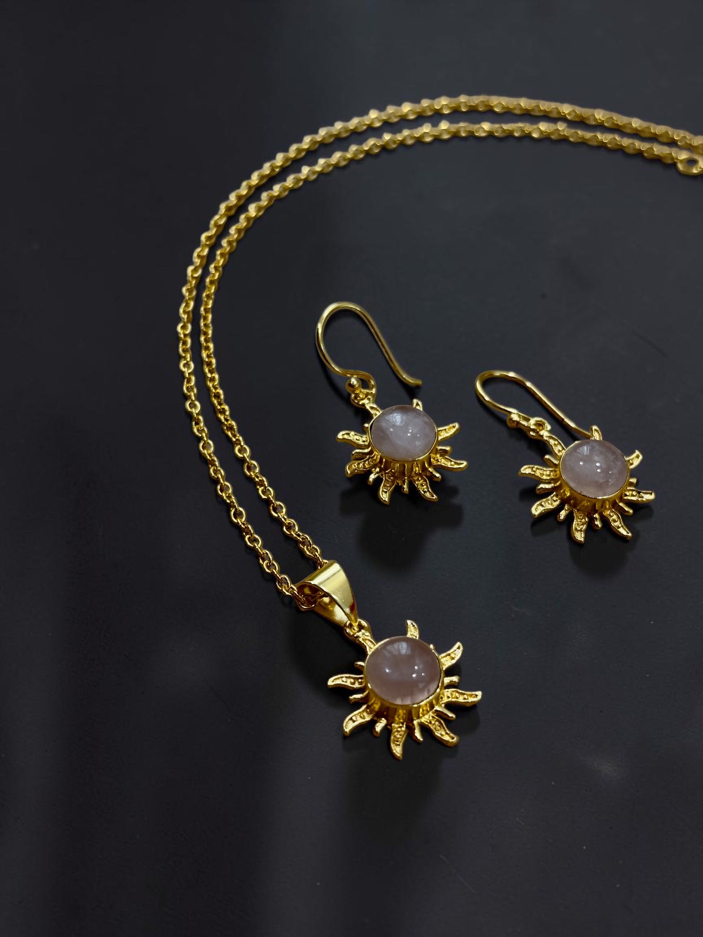 3PCS Rose Quartz Surya Pendant Set