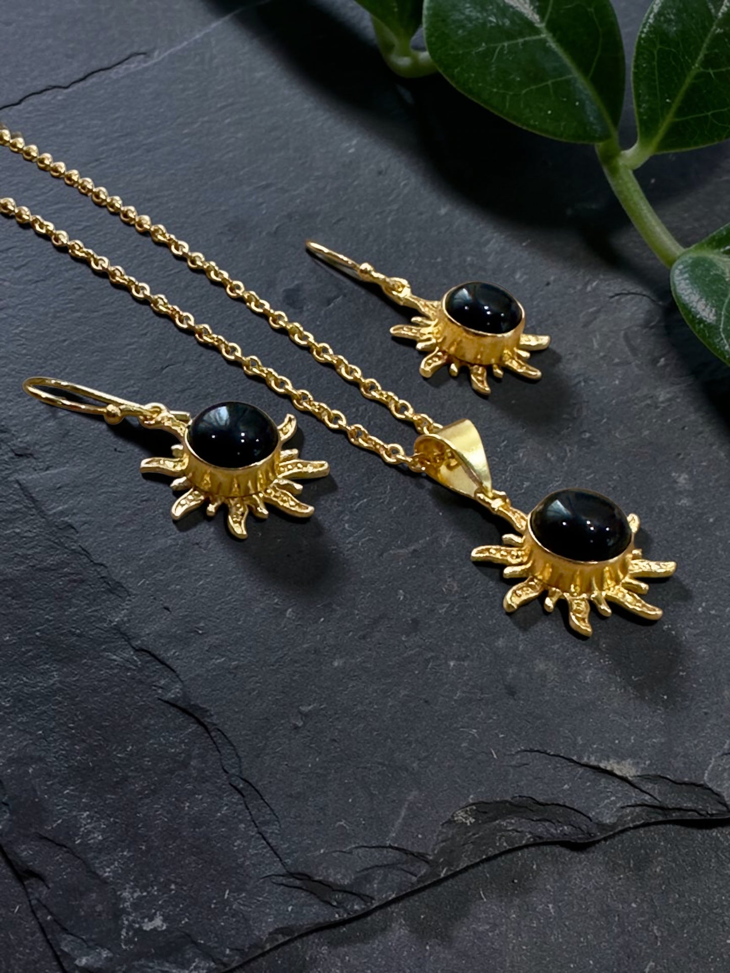 3PCS Black Onyx Surya Pendant Set