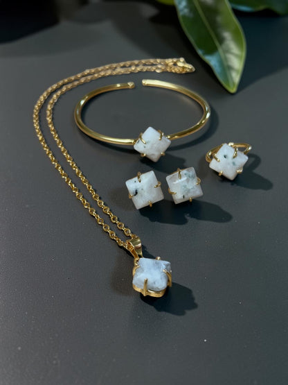 5 PCS Moonstone Pendent Set with Ring and Bracelet