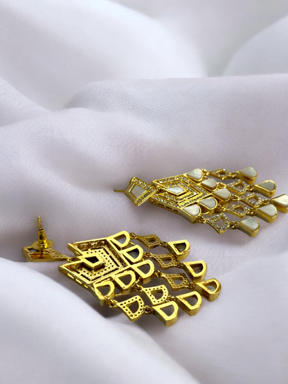 White Mother-of-Pearl Elegant Chandelier Earrings