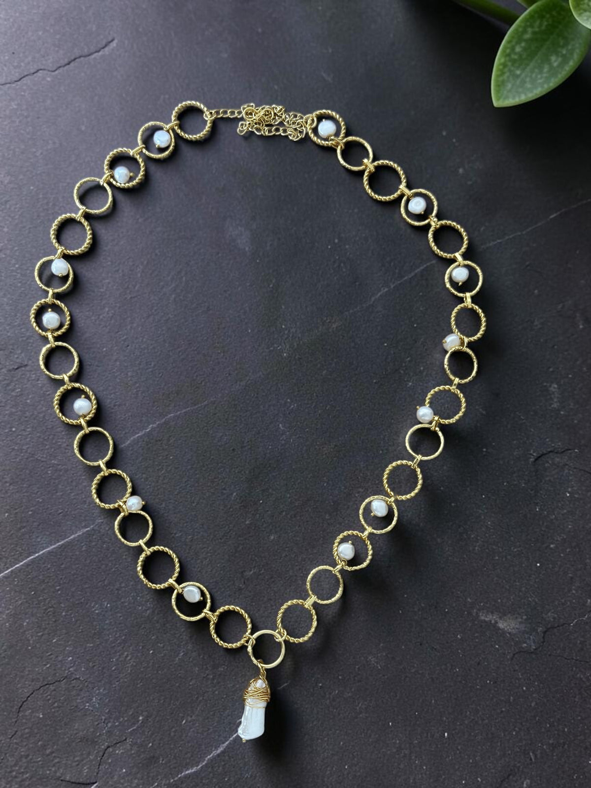 Baroque Pearl Vanesa Long String