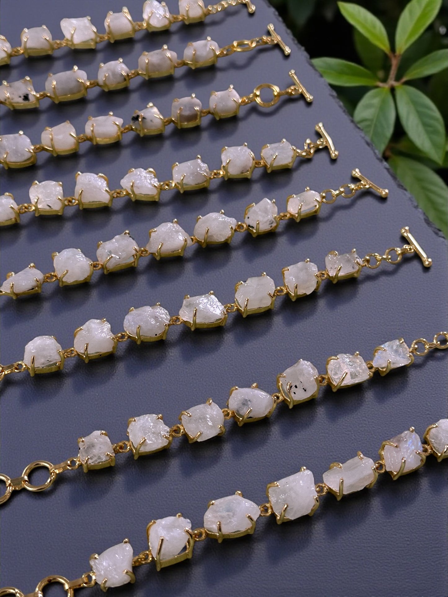 Moonstone Saisha Combo Set - Bracelet And Drops