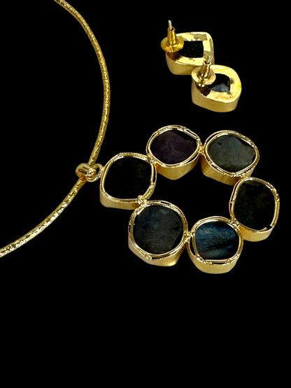 Black Labradorite Statement Floral Hasli