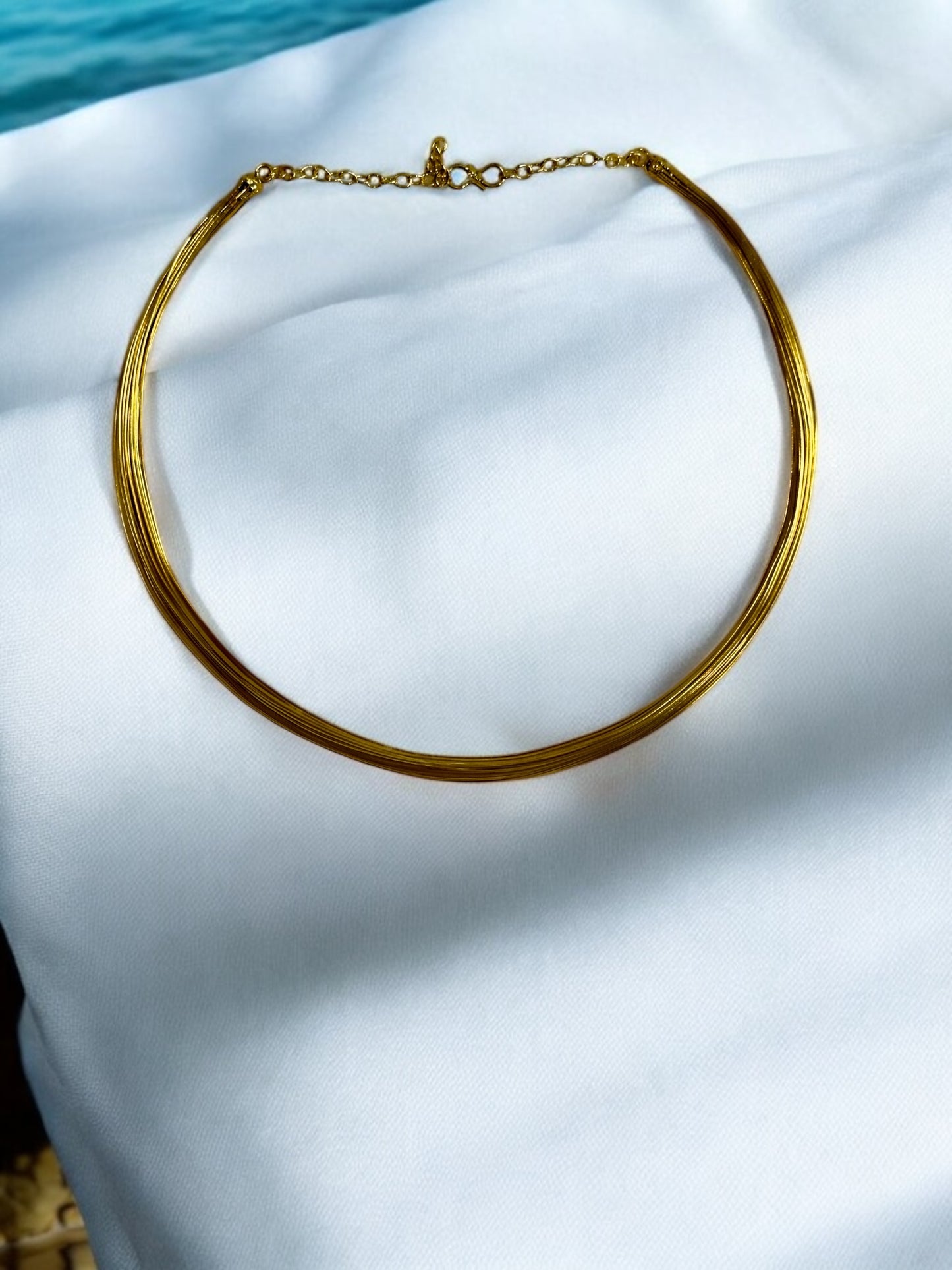Multiwire European Torque Necklace Plain Hasli