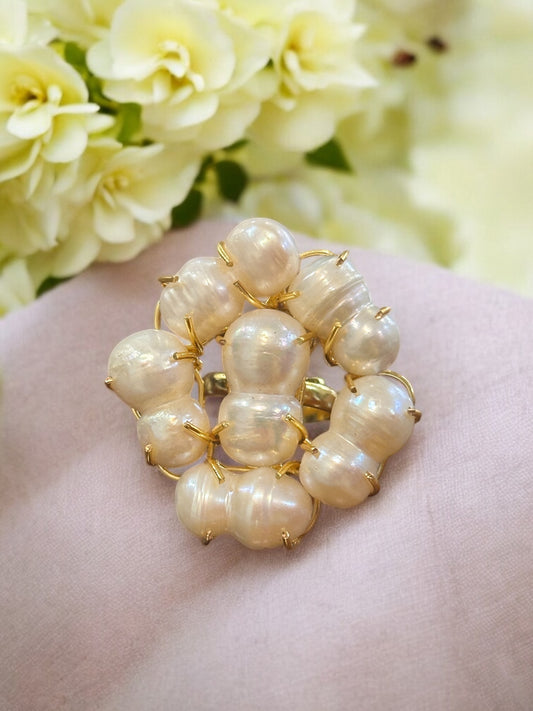 Sia Big Baroque Pearl Ring (Adjustable)
